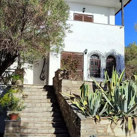 Mike's Seaside House * Akti Salonikiou